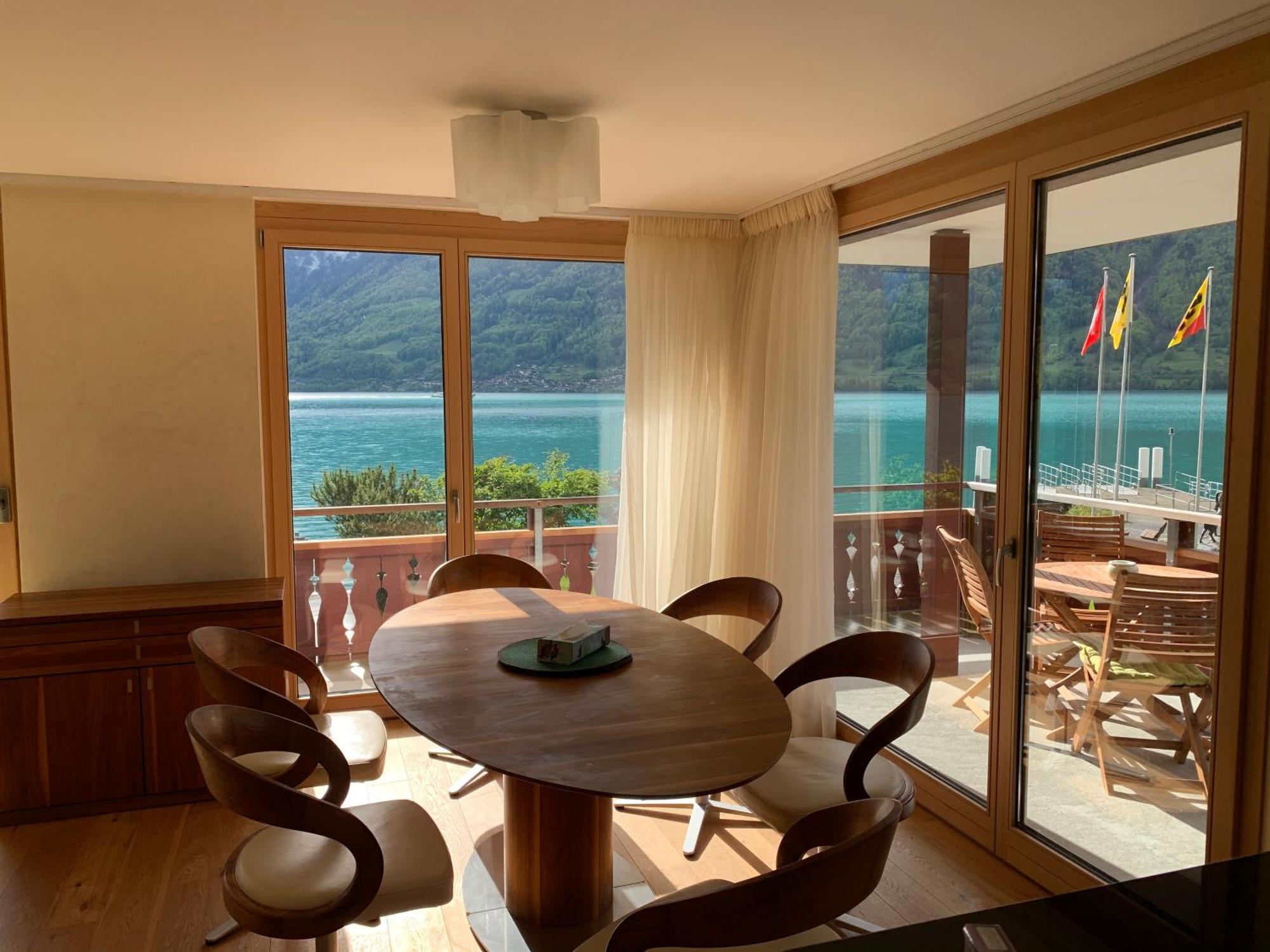 Seehaus Lake View 3-Bedroom Apartment Iseltwald Esterno foto