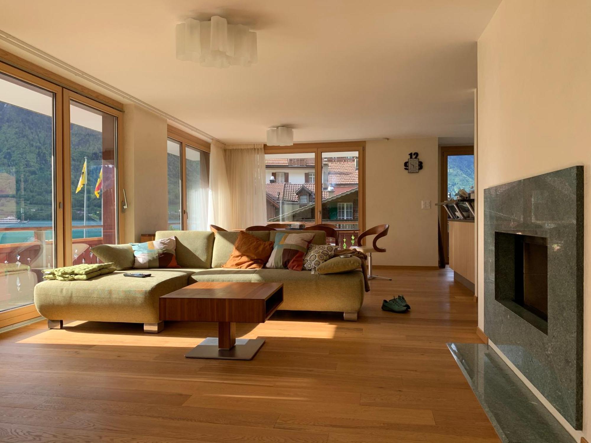 Seehaus Lake View 3-Bedroom Apartment Iseltwald Esterno foto